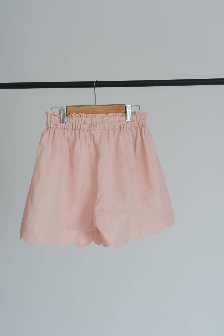 The Willow Scallop Short - Warm Blush