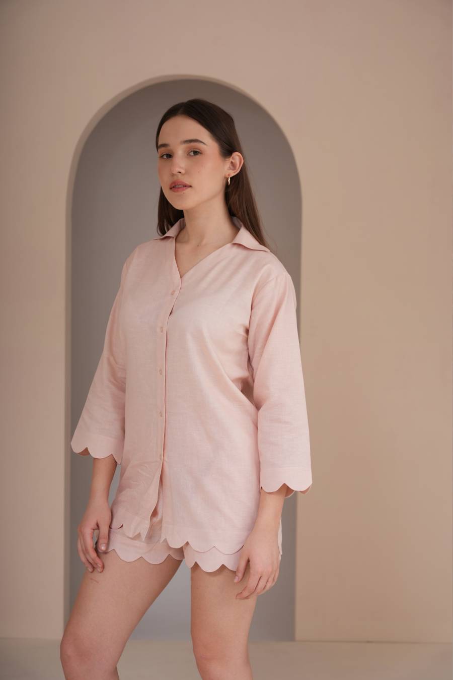 The Willow Scallop Shirt - Warm Blush